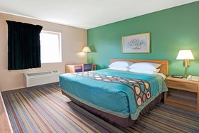 Super 8 by Wyndham Pontoon Beach IL/St. Louis MO Area