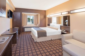 Microtel Inn & Suites by Wyndham Quincy