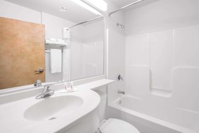 Microtel Inn & Suites by Wyndham Quincy