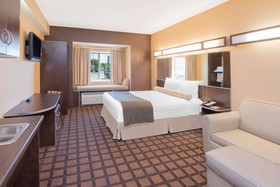 Microtel Inn & Suites by Wyndham Quincy