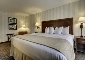 The Atrium Hotel on Third