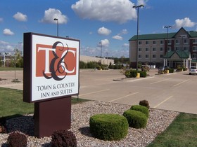Town & Country Inn and Suites