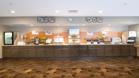 Holiday Inn Express Hotel & Suites Chicago Deerfie / Lincolnshire