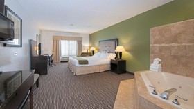 Holiday Inn Express Hotel & Suites Chicago Deerfie / Lincolnshire