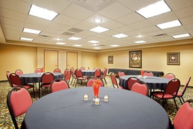 Holiday Inn Express Rochelle