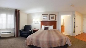 Candlewood Suites Rockford