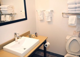 Riverview Inn & Suites, Ascend Hotel Collection