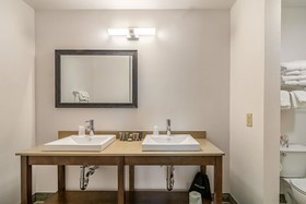 Riverview Inn & Suites, Ascend Hotel Collection