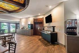 Riverview Inn & Suites, Ascend Hotel Collection