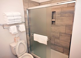Riverview Inn & Suites, Ascend Hotel Collection