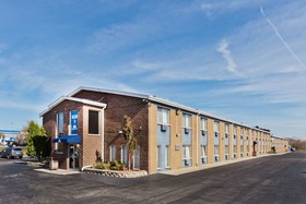 Days Inn by Wyndham Rockford