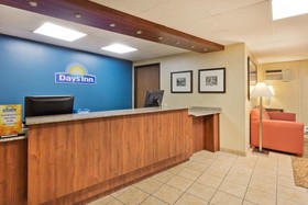 Days Inn by Wyndham Rockford