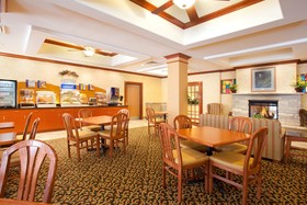 Holiday Inn Express Hotel & Suites Rockford - Loves Park