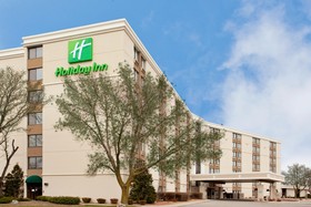 Holiday Inn Rockford (I-90&Rt 20/State St)