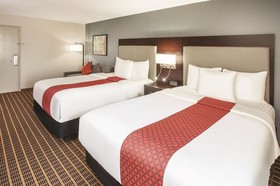 La Quinta Inn & Suites by Wyndham Rockford