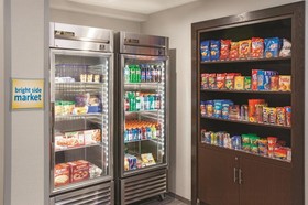 La Quinta Inn & Suites by Wyndham Rockford