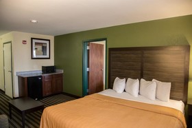 Quality Inn & Suites Loves Park