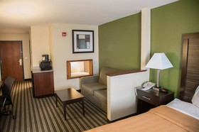 Quality Inn & Suites Loves Park