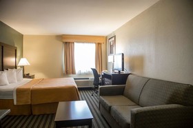 Quality Inn & Suites Loves Park