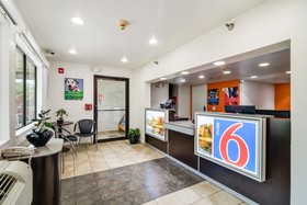 Motel 6