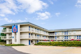 Motel 6