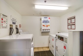 Motel 6