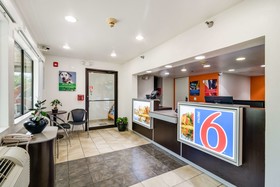 Motel 6