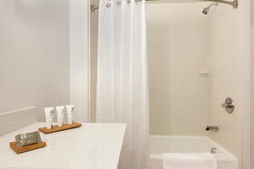 Country Inn & Suites by Radisson, Romeoville, IL