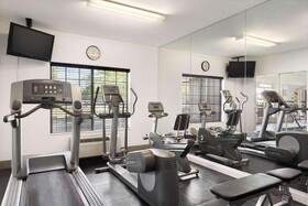 Country Inn & Suites by Radisson, Romeoville, IL