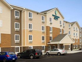 WoodSpring Suites Chicago Romeoville