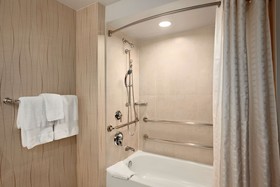 Hilton Rosemont / Chicago O'Hare