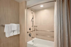 Hilton Rosemont / Chicago O'Hare