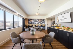 Sheraton Suites Chicago O'Hare