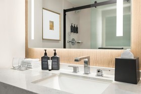 Sheraton Suites Chicago O'Hare