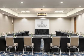 Sheraton Suites Chicago O'Hare
