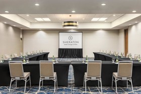 Sheraton Suites Chicago O'Hare