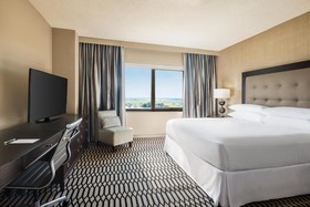 Sheraton Suites Chicago O'Hare