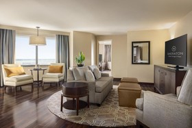 Sheraton Suites Chicago O'Hare