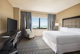 Sheraton Suites Chicago O'Hare
