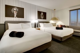 The Rose Hotel Chicago O'Hare, Tapestry Collection by Hilton