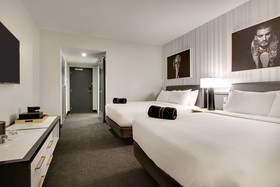 The Rose Hotel Chicago O'Hare, Tapestry Collection by Hilton