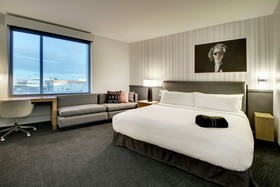 The Rose Hotel Chicago O'Hare, Tapestry Collection by Hilton