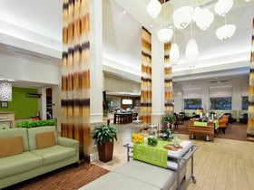 Hilton Garden Inn St. Charles