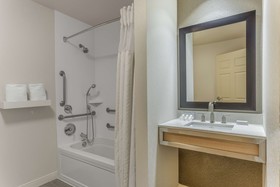 Hilton Garden Inn St. Charles