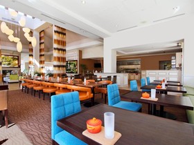 Hilton Garden Inn St. Charles