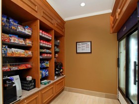 Hilton Garden Inn St. Charles
