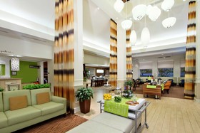Hilton Garden Inn St. Charles