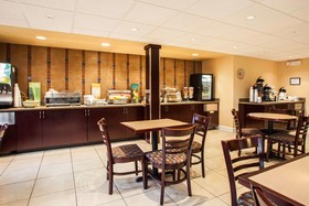 Quality Inn & Suites St Charles - West Chicago