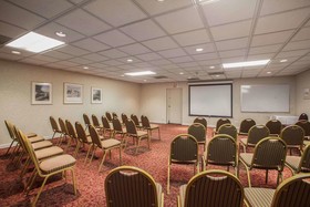 Quality Inn & Suites St Charles - West Chicago