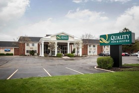Quality Inn & Suites St Charles - West Chicago